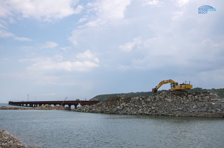 Строительство Керченского моста, экскаватор, керченский мост, крымский мост, строительство моста