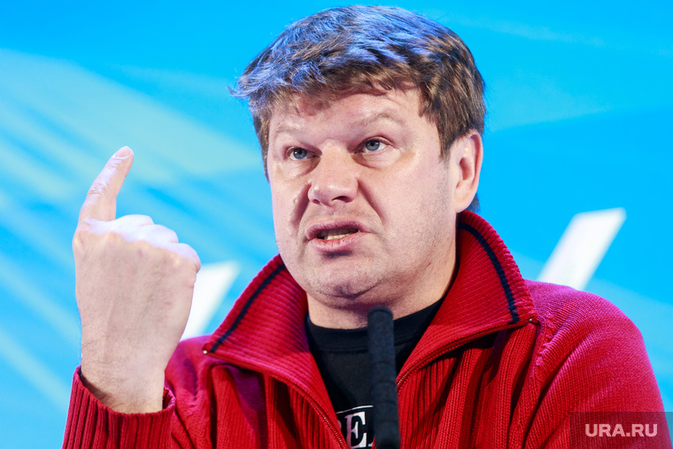 Дмитрий Губерниев и Наталья Ищенко на вечерней сессии Медиафорума ОНФ "Правда и справедливость". Калининград, губерниев дмитрий