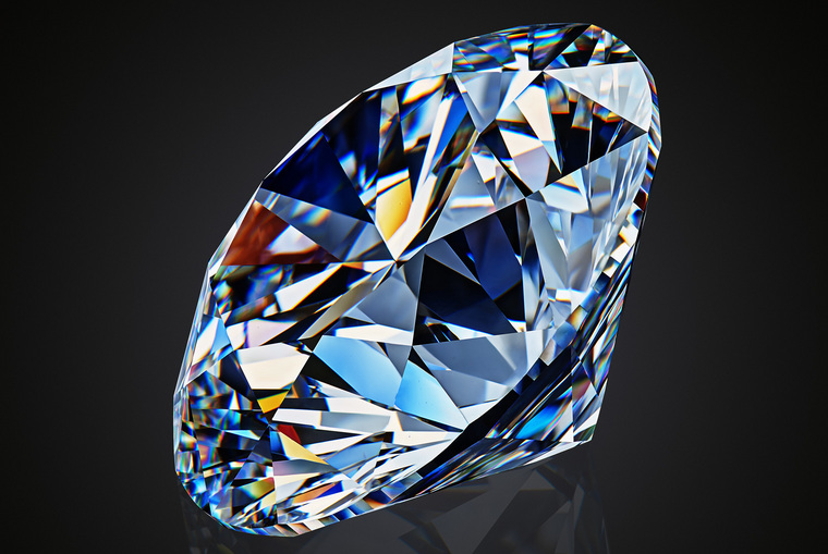 Все камни коллекции «Династия» созданы из одного якутского алмаза