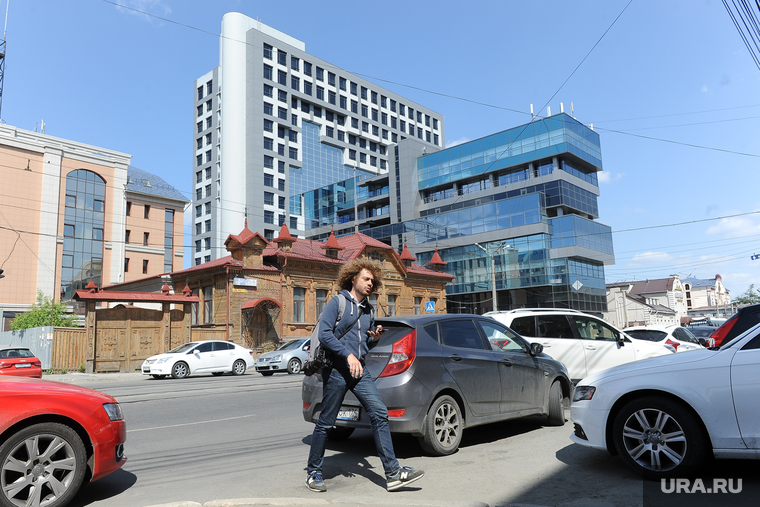 Илья Варламов убежден, что в центре города практически не должно быть машин