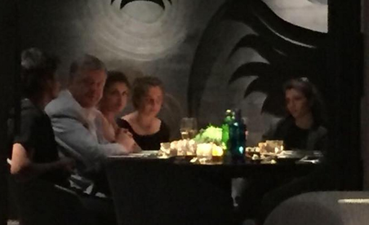 Политик ужинал с родственниками в перуанском ресторане