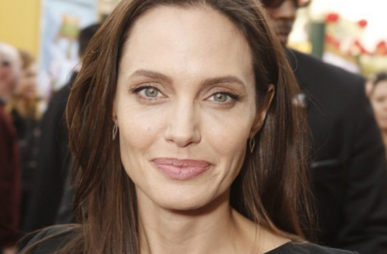 Анджелина Джоли уже лечилась в клинике от анорексии