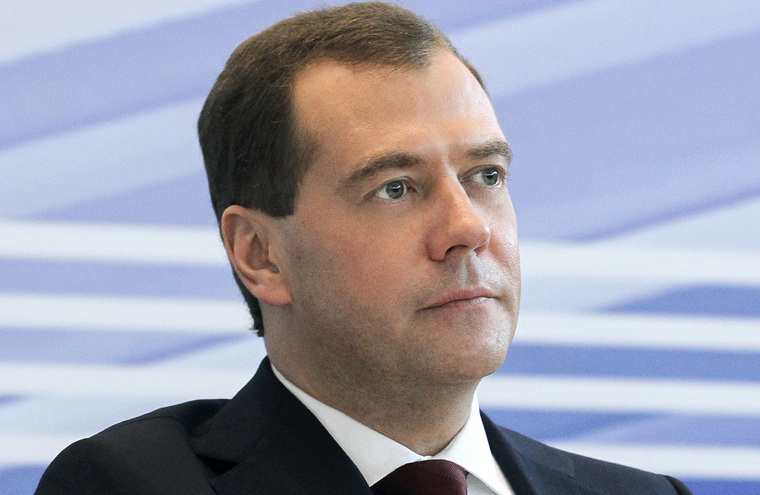 Дмитрий Медведев должен прийти на совещание уже в понедельник