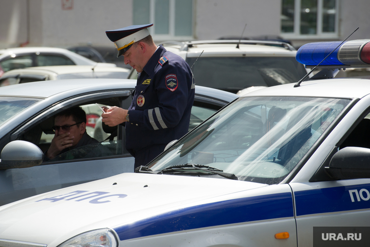 Виды Екатеринбурга, правила дорожного движения, полиция, гибдд, пдд, дпс, проверка документов