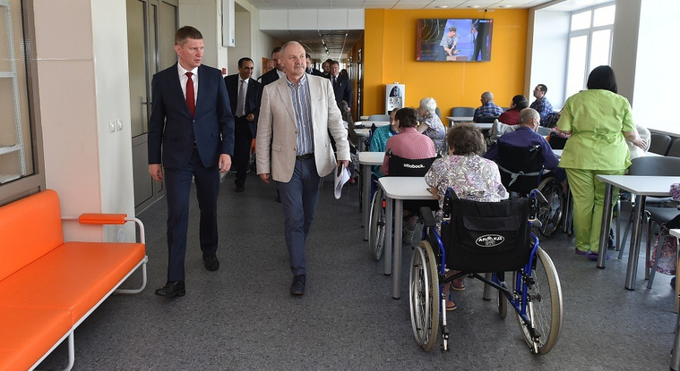 Глава Прикамья Максим Решетников провел смотр филиала пермской городской больницы в Губахе