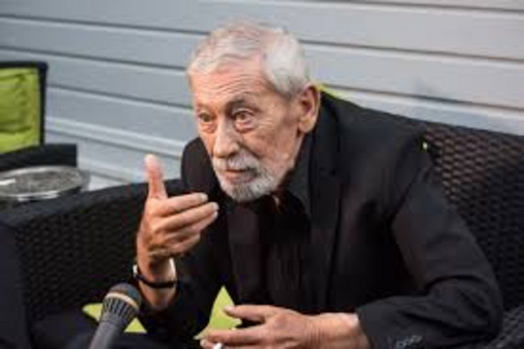 Знаменитый актер раньше страдал от проблем с почками