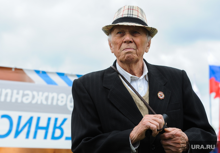 Сдача норм ГТО, активное долголетие, пенсионеры. Челябинская область, Миасс, пенсионер, шляпа