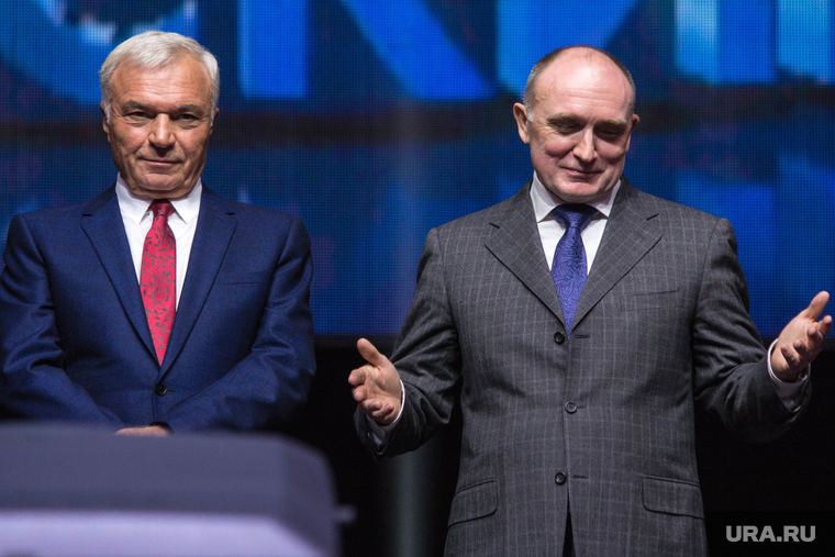 Лето 2017 года, губернатор Борис Дубровский (справа) с председателем совета директоров ММК Виктором Рашниковым