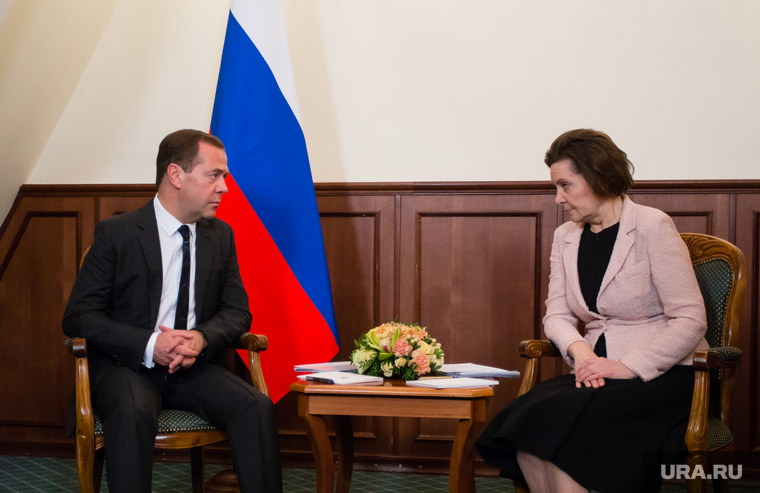 Встреча премьер-министра России  Дмитрия Медведева и губернатора ХМАО Натальи Комаровой. Ханты-Мансийск, медведев дмитрий, комарова наталья