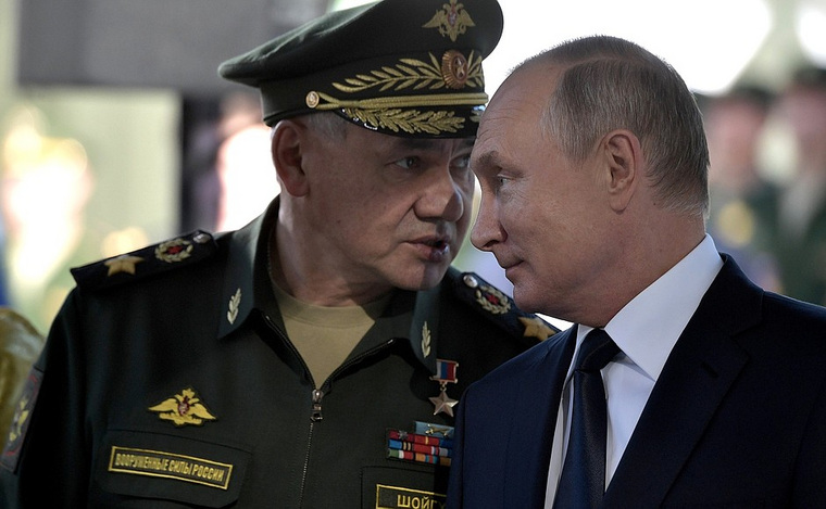 Президент сегодня посетил военно-патриотический парк «Патриот»
