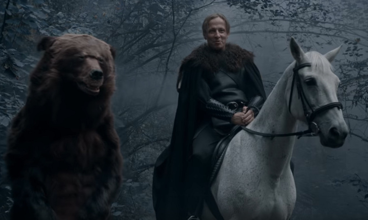 Иван Охлобыстин и бурый медведь бегают по лесу за самыми умными