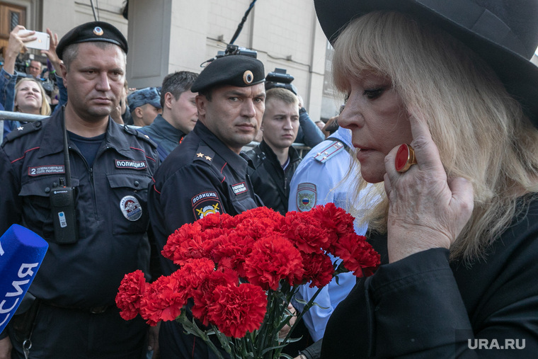 Прощание с Иосифом Кобзоном в Концертном зале им. Чайковского. Москва, траурная церемония, пугачева алла
