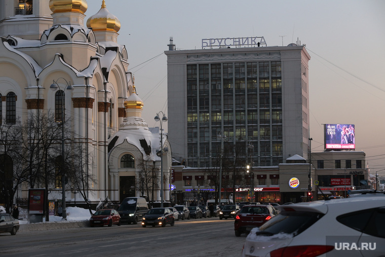 Так здание выглядело совсем недавно