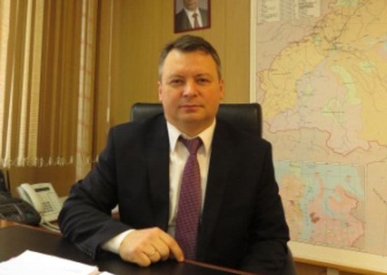 Сергей Попов получил выговор от министра и написал заявление «по собственному»