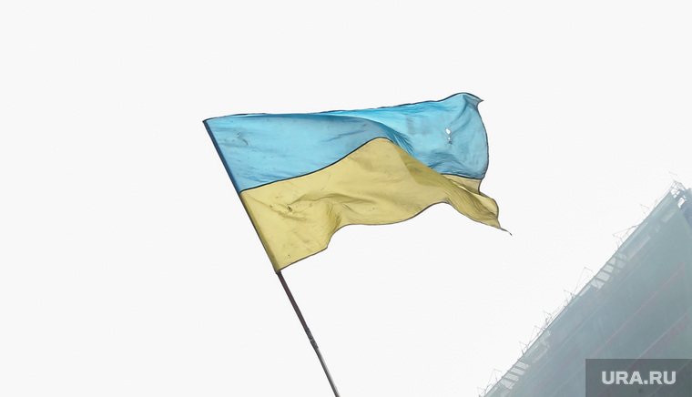 События на Майдане. Киев, флаг украины, майдан, киев, украина, баррикады, самооборона, улица грушевского