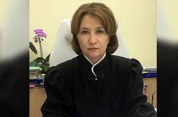 Хахалева работала без диплома о юридическом образовании, уверен адвокат