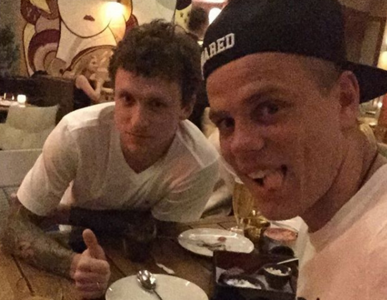 Павел Мамаев и Александр кокорин прогуляли в ресторане 2,5 млн рублей