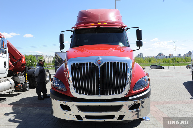 Автосалон Авто шоу. Челябинск., фура, грузовик, автотрак