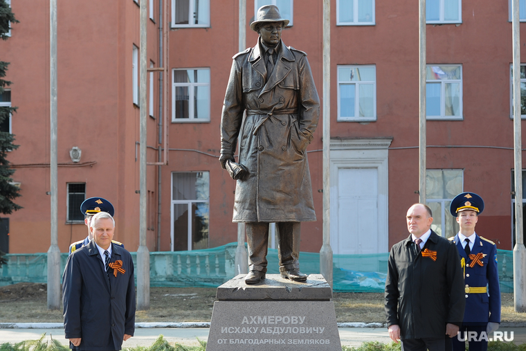 Открытие памятника разведчику Ахмерову. Челябинск, памятник ахмерову, дубровский борис