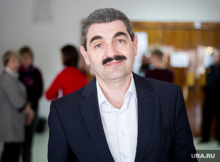 Армен Бежанян считает, что напрасно местные власти начали экономию с почетных граждан