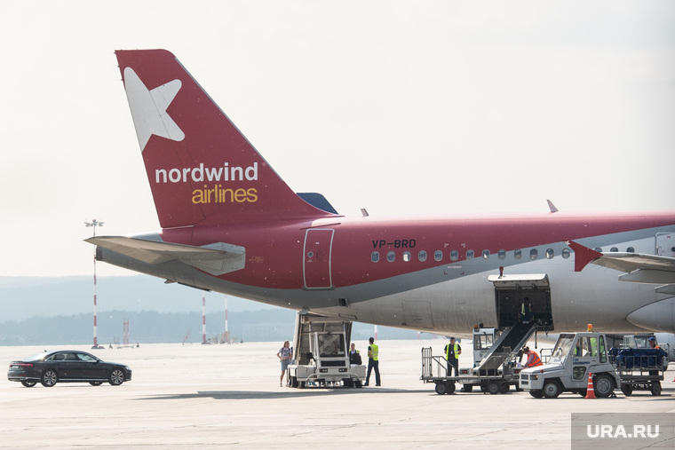 Прибытие Патриарха Кирилла в Екатеринбург, авиакомпания северный ветер, nordwind airlines