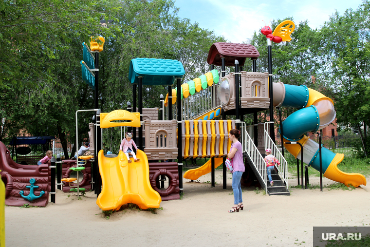 Городской сад
Курган, детская площадка, дети, аттракцион