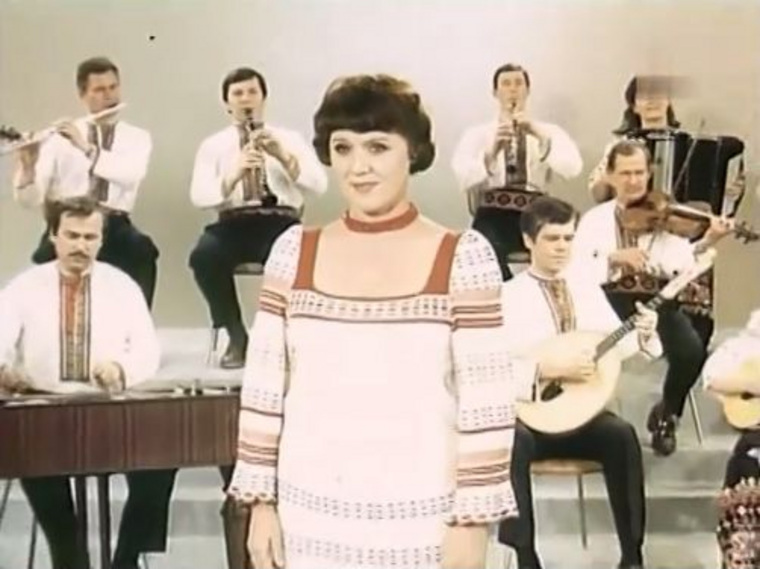 Певица прославилась во времена Советского Союза