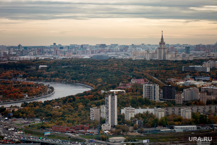 Старт первого этапа конкурса управленцев "Лидеры России" 2018 года. Москва, мгу, вид сверху, москва