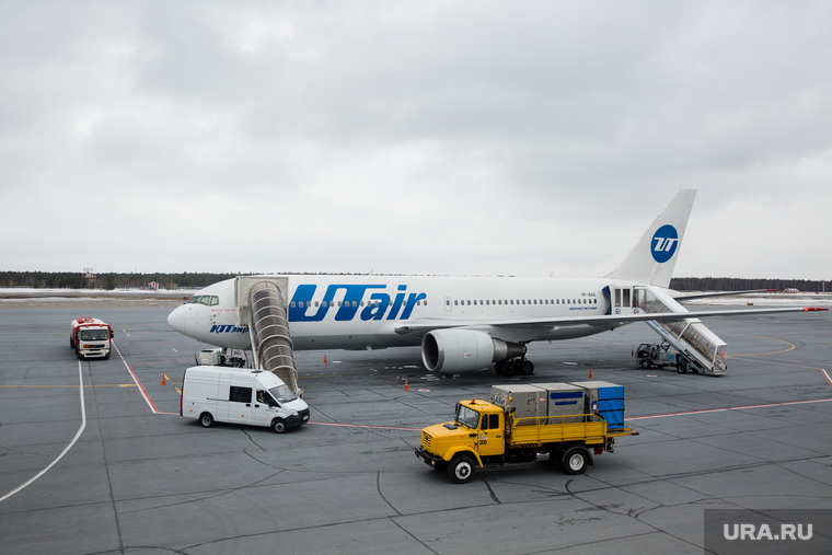 Первый полёт самолета «Виктор Черномырдин» (Boeing-767) авиакомпании Utair
из аэропорта Сургут
, utair, ютэир, боинг 767, ютейр