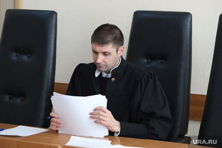 Выбор меры пресечения фигурантам по делу о взятке бывшему вице-губернатору Ванюкову. Курган, судья, лушников сергей