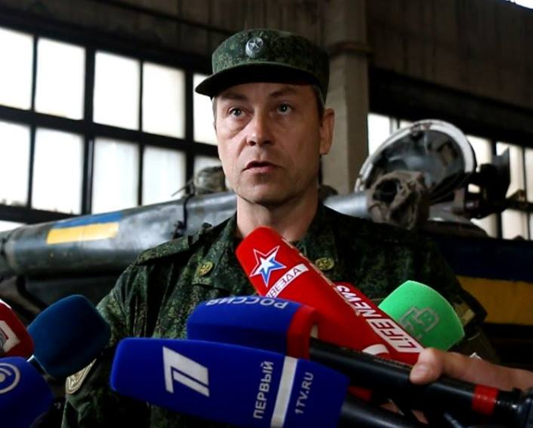 Украинский танк несет боевое дежурство в Донецке, басурин эдуард