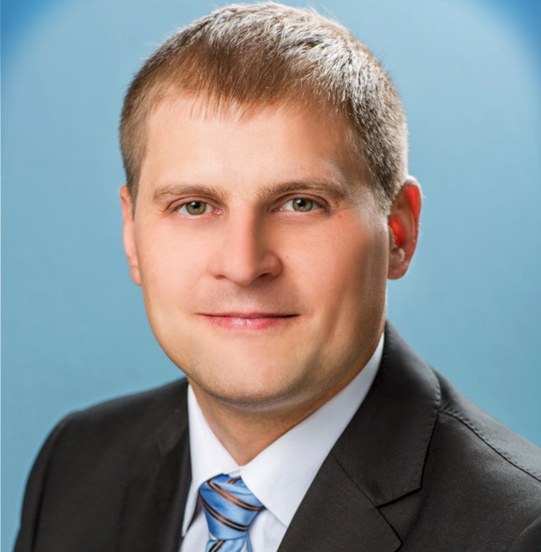 Евгений Понич является главным венерологом ХМАО