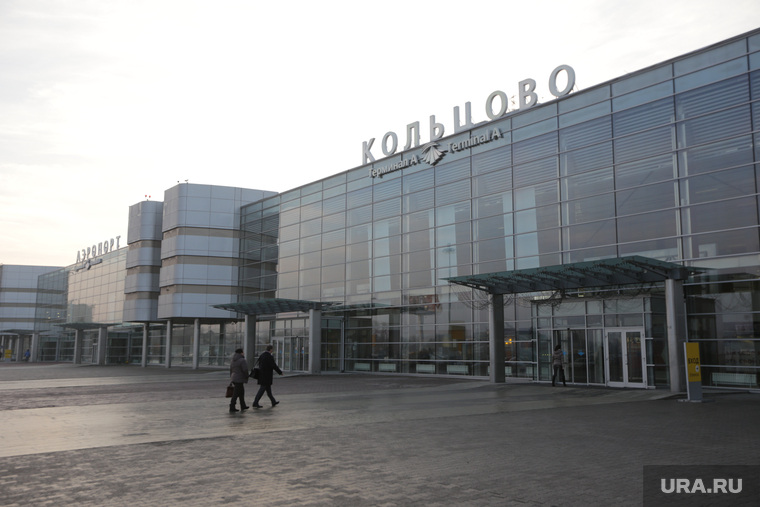 Грязный Екатеринбург перед саммитом Россия-Казахстан, аэропорт кольцово