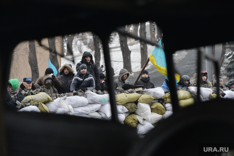 Евромайдан. Киев, майдан, баррикады, радикалы, украина