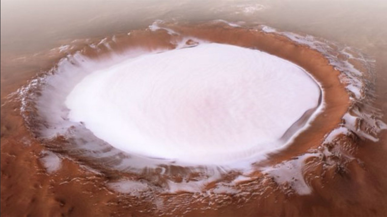 Кратер на Марсе полностью заполнен льдом