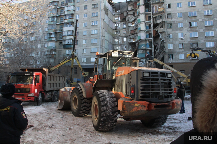 Взрыв бытового газа в доме № 164 на проспекте Карла Маркса. Часть 2. Магнитогорск, спецтехника, обрушение дома, последствия взрыва