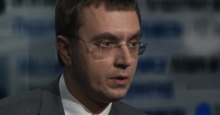 Омелян продолжает настаивать на полной отмене поездов между двумя странами