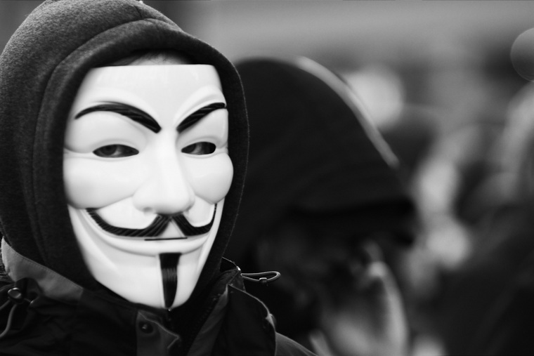 Группа Anonymous опубликовала новую порцию документов