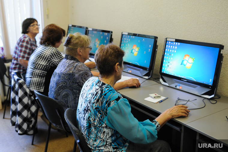Компьютерные курсы для пенсионеров в обществе "Знание". Челябинск, обучение, компьютерные курсы, пенсионеры