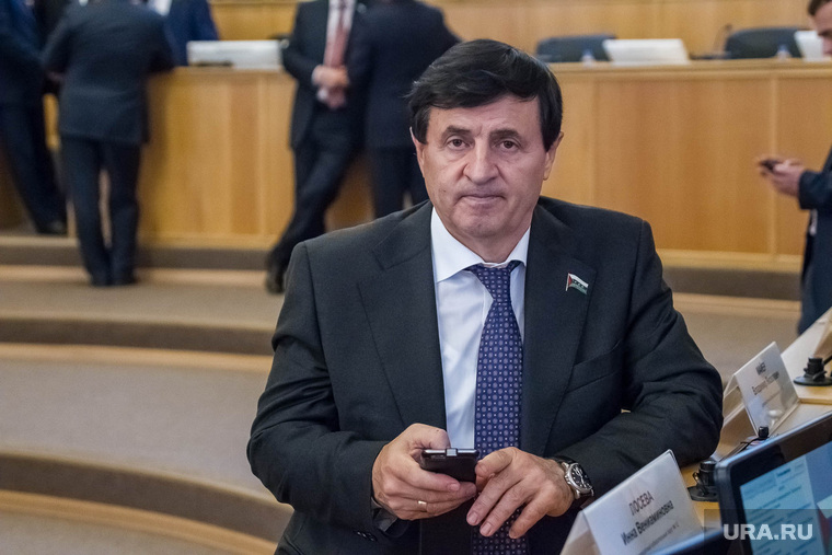 Владимир Майер заседает в региональном парламенте