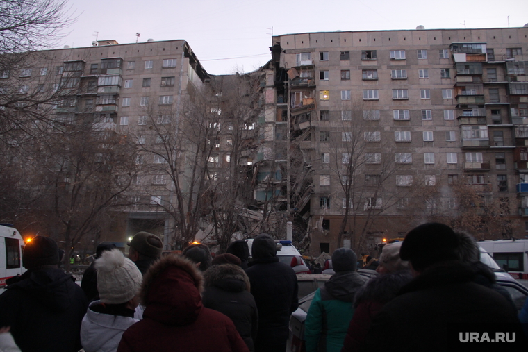 Взрыв бытового газа в доме № 164 на проспекте Карла Маркса. Магнитогорск, жилой дом, разрушения, последствия взрыва