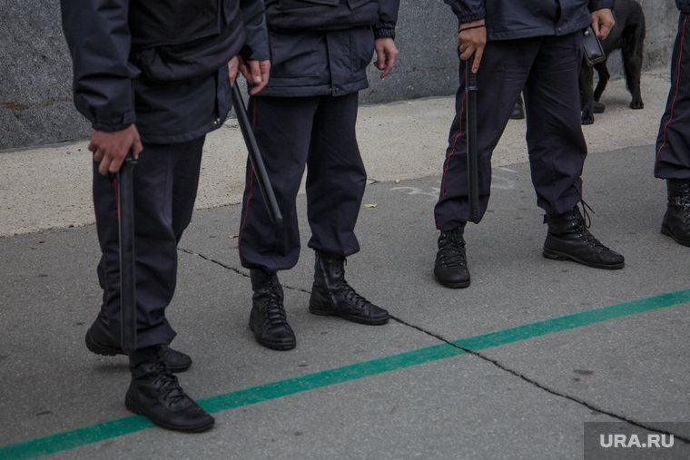 Несанкционированная акция против изменения пенсионного законодательства в Перми
