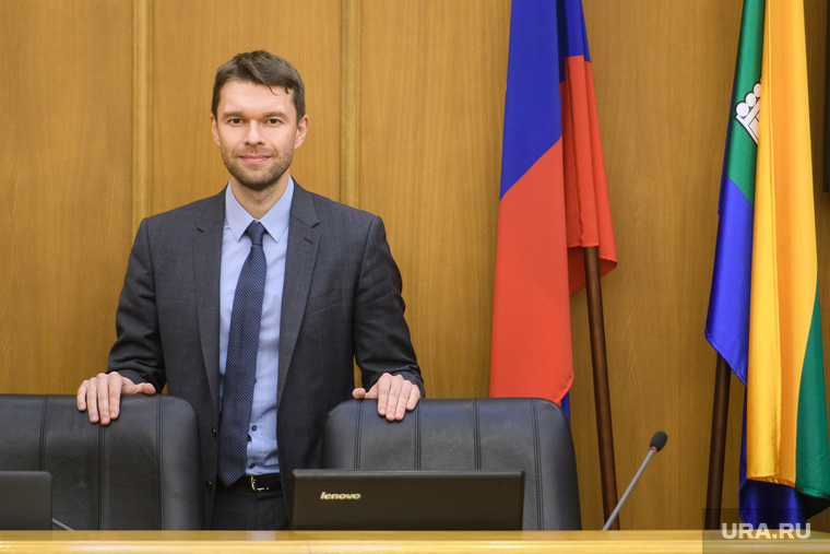 Внеочередная консультация депутатов ЕГД по вопросу повышения заработной платы мэру города и его заместителям. Екатеринбург, вихарев алексей