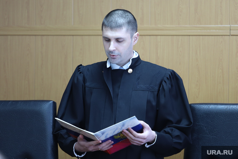 Судья Сергей Лушников отправил Чебыкина в колонию, хотя обвинение просило условный срок