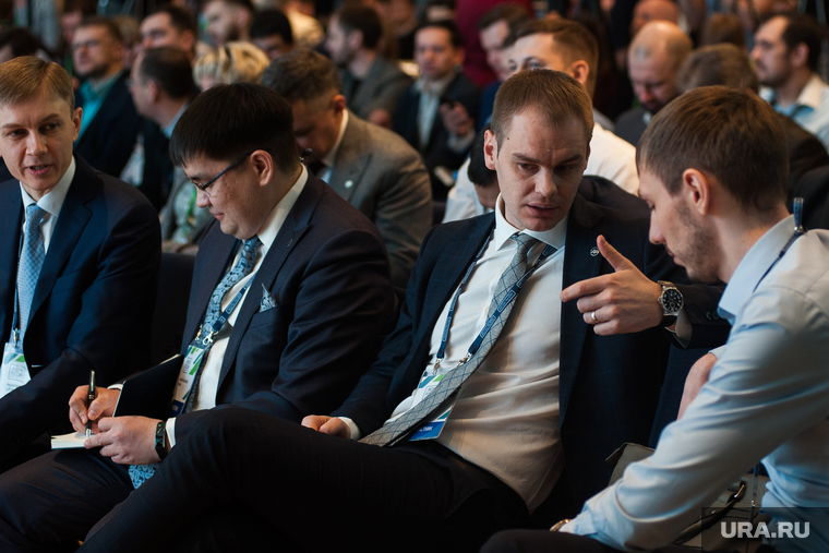Как показала практика прошлого конкурса, из пяти региональных финалистов двое точно найдут себе большие должности на госслужбе или в бизнесе