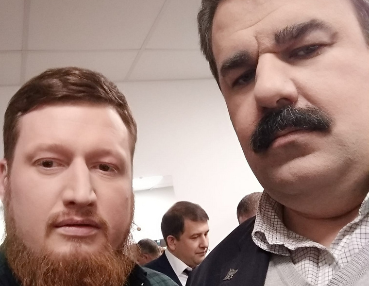 Украинские СМИ приняли Леонкова (справа) за Мадуро