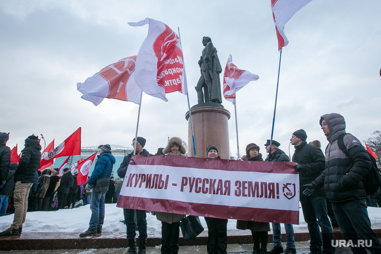 Митинг против передачи Курил Японии. Москва, митинг против передачи курил, курилы русская земля, памятник суворову, суворовская площадь