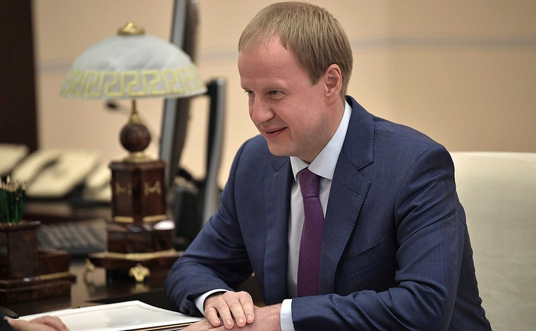 Губернатор Алтайского края раскритиковал чиновницу