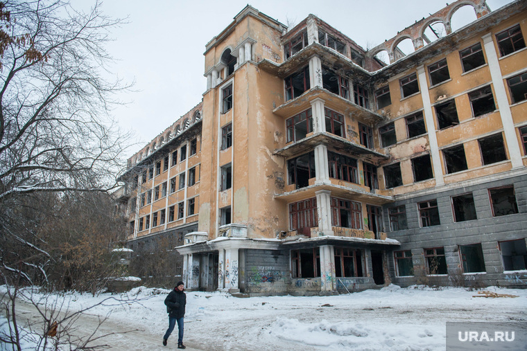 Клипарт. Екатеринбург, конструктивизм, заброшенная, улица 8марта78, клиническая больница скорой помощи