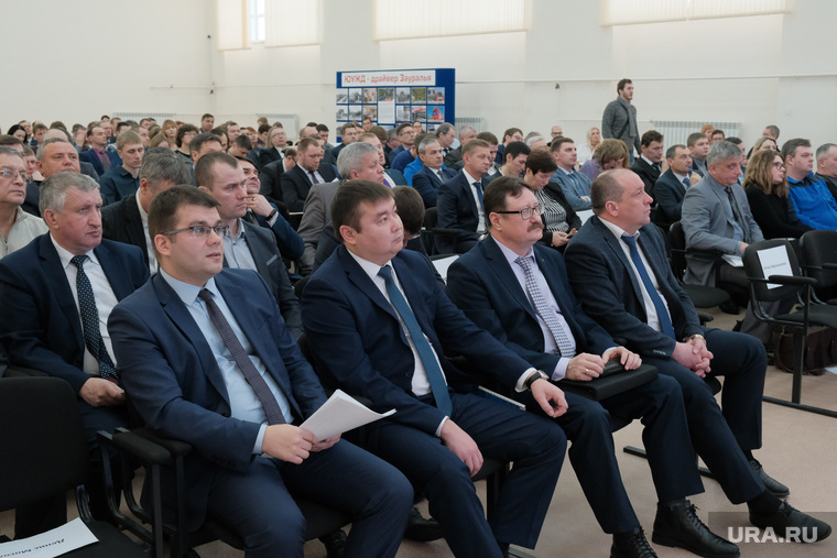 На встречу с Вадимом Шумковым собрался полный зал в региональном бизнес-инкубаторе